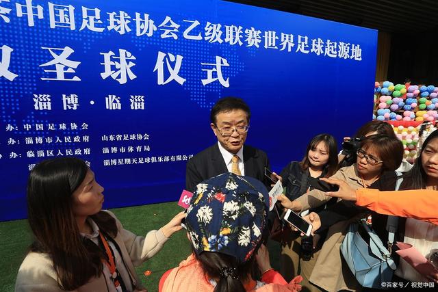 阿贾伊即将与曼联签约，卡马森的去向悬而未决